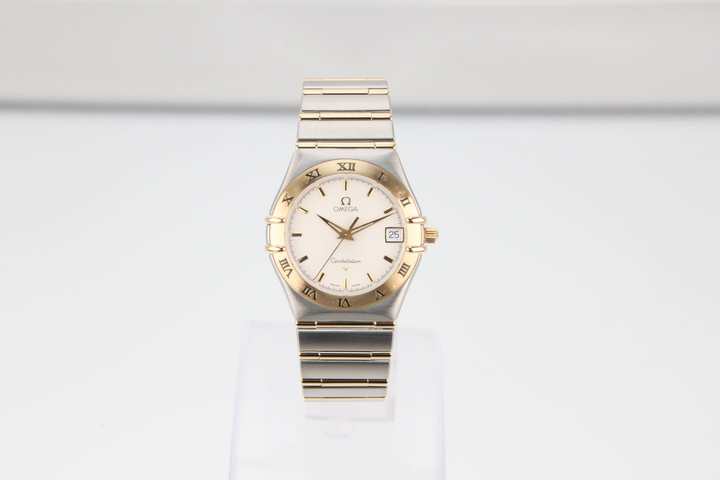 OMEGA Constellation 1212.30 White Dial YG/SS Quartz 35mm Image Position 12