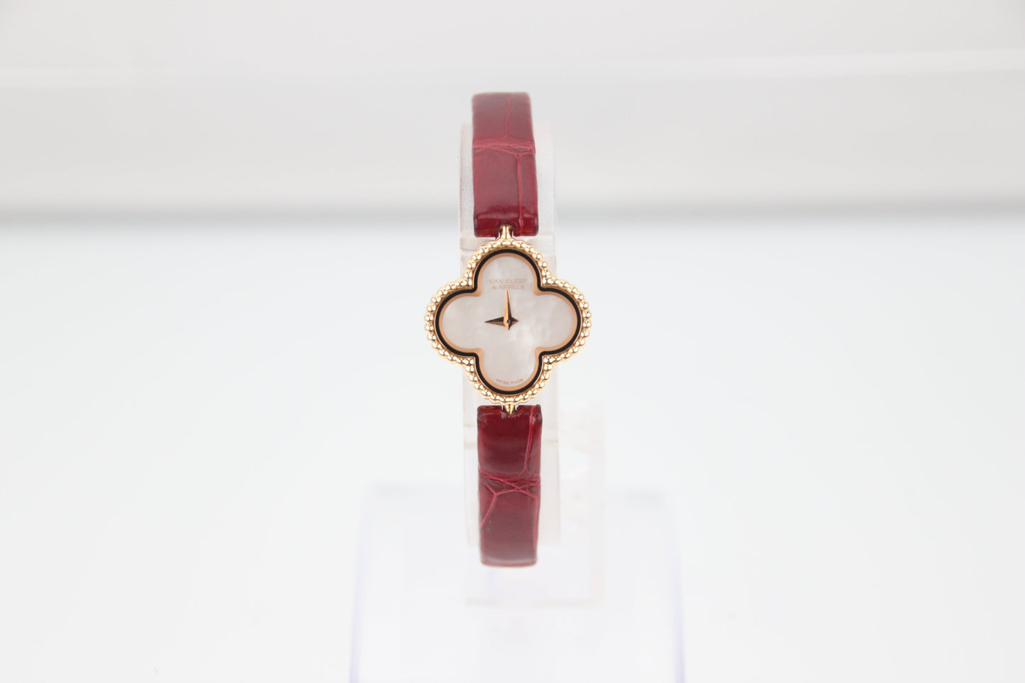 Van Cleef & Arpels Sweet Alhambra Watch 18K PG Shell Dial VCARO8SF00 - Image 12