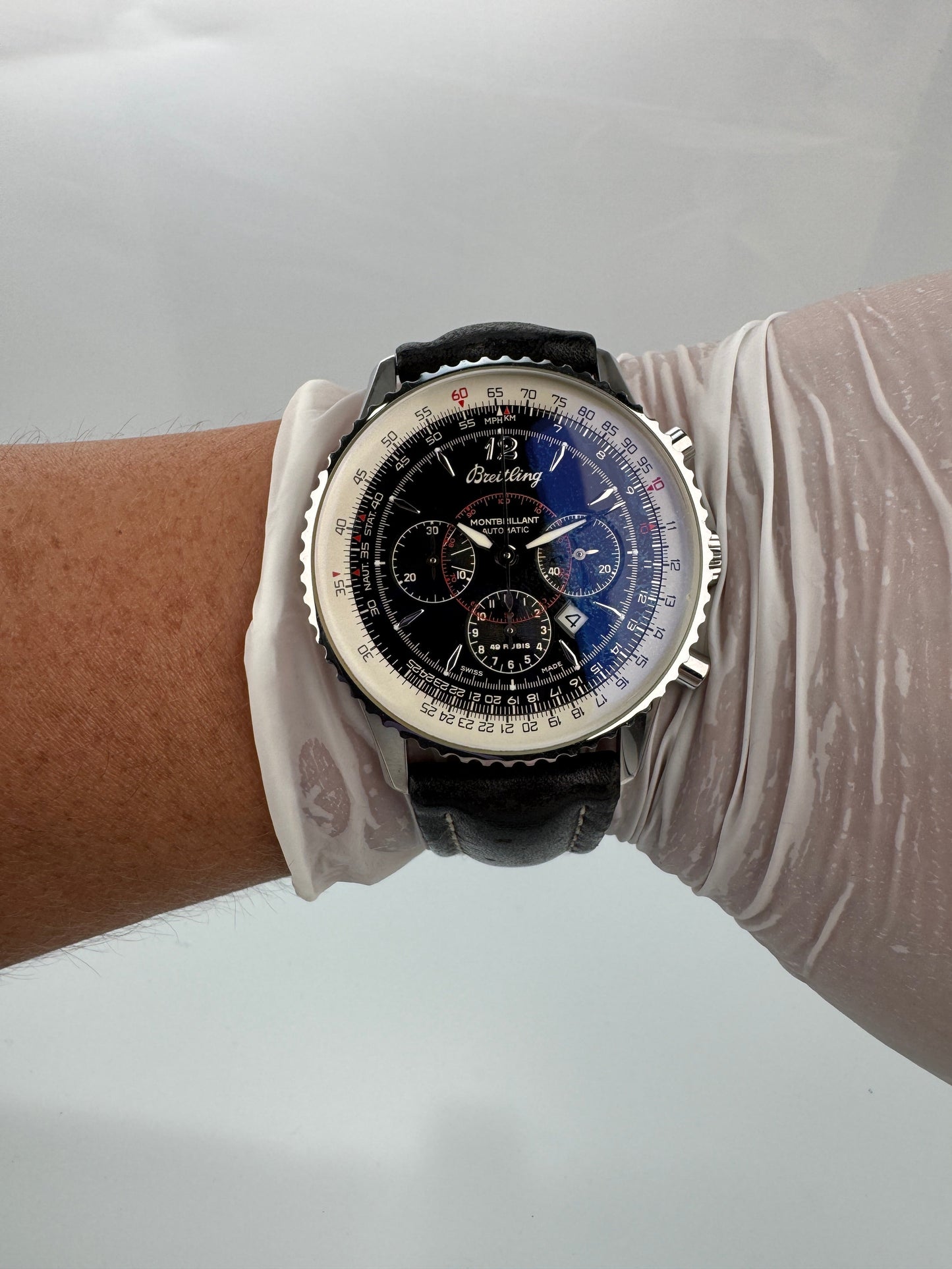 Breitling Navitimer Montbrillant A41330 Black Dial Automatic 38mm - Image 12