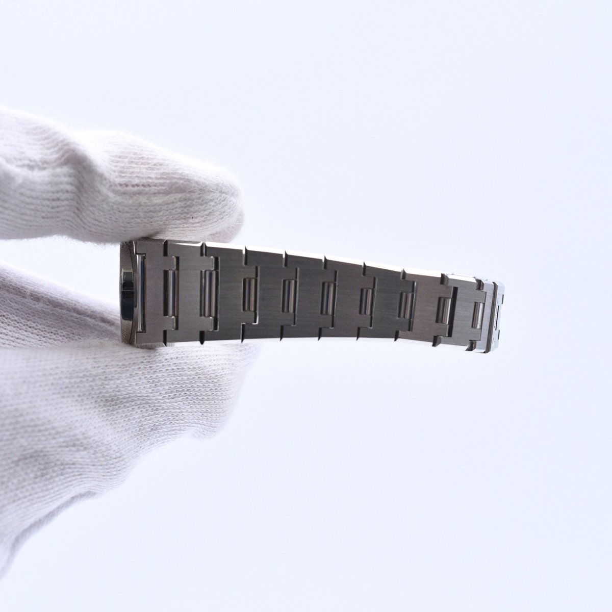 Used Bvlgari Bvlgari Black Dial Stainless Steel Quartz Ladies Watch BB26SS - RYBrandshop