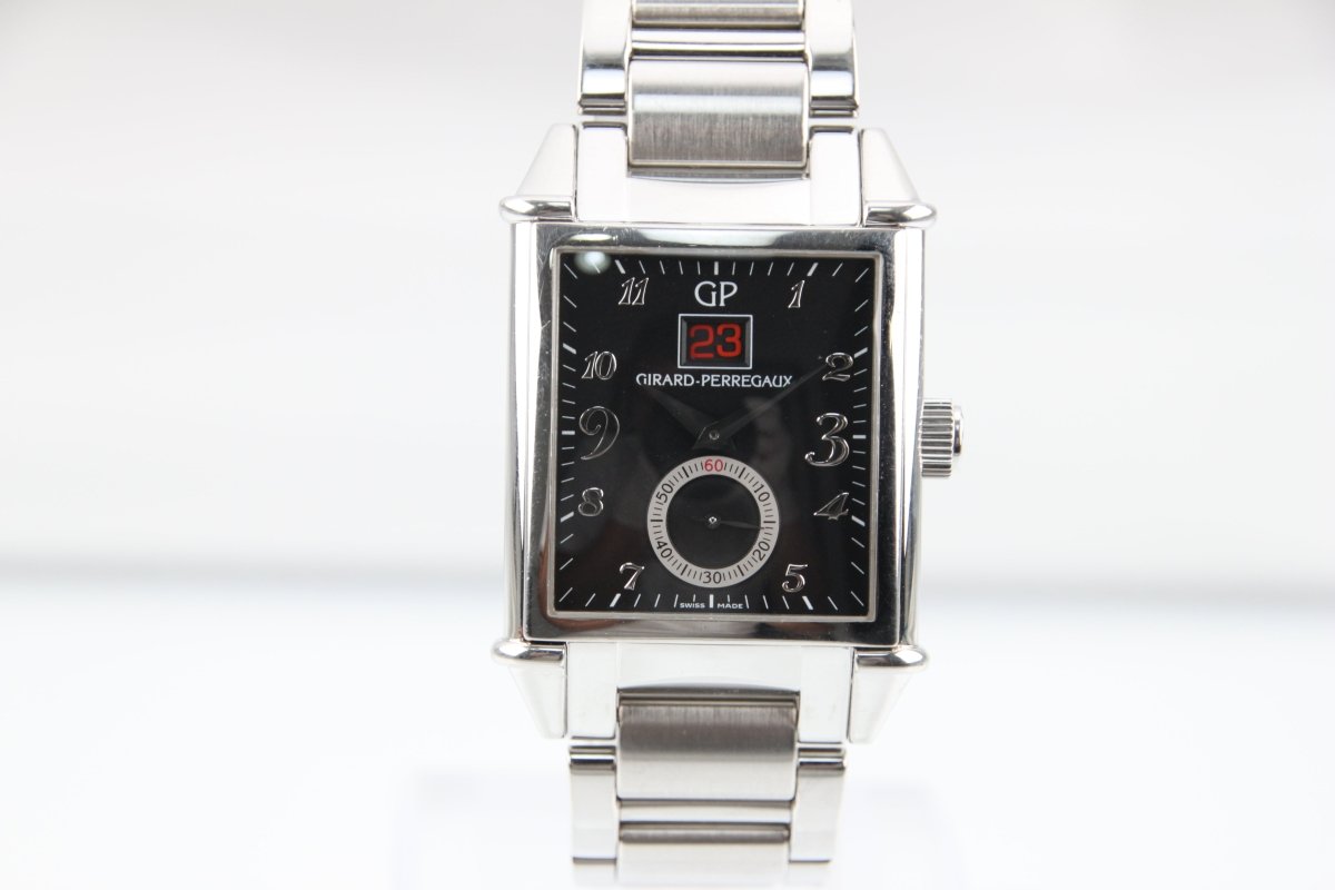 Used Girard - Perregaux Vintage 1945 King Big Date Limited 250 Black Dial - RYBrandshop