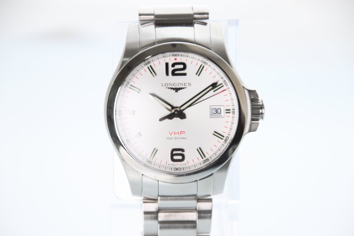 Used Longines Conquest V.H.P. White Dial 40mm Quartz L3.716.4 Full Set - RYBrandshop