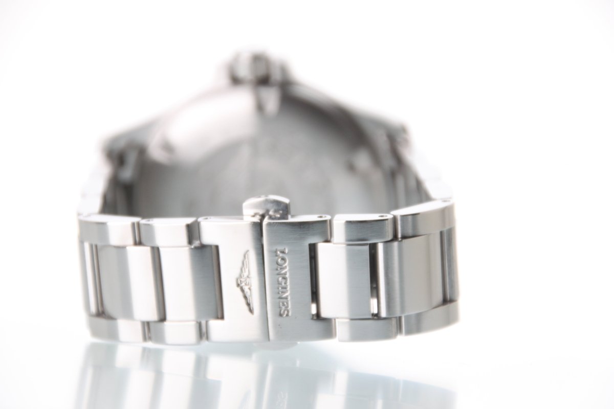 Used Longines Conquest V.H.P. White Dial 40mm Quartz L3.716.4 Full Set - RYBrandshop