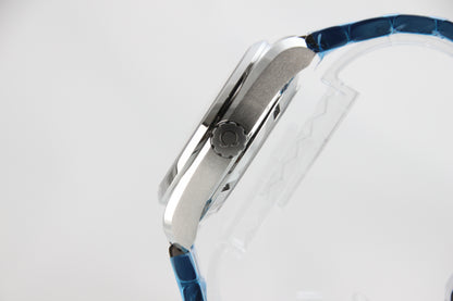 Brand New OMEGA Seamaster Aqua Terra 150M Mother of Pearl Diamond 38.5mm Unused