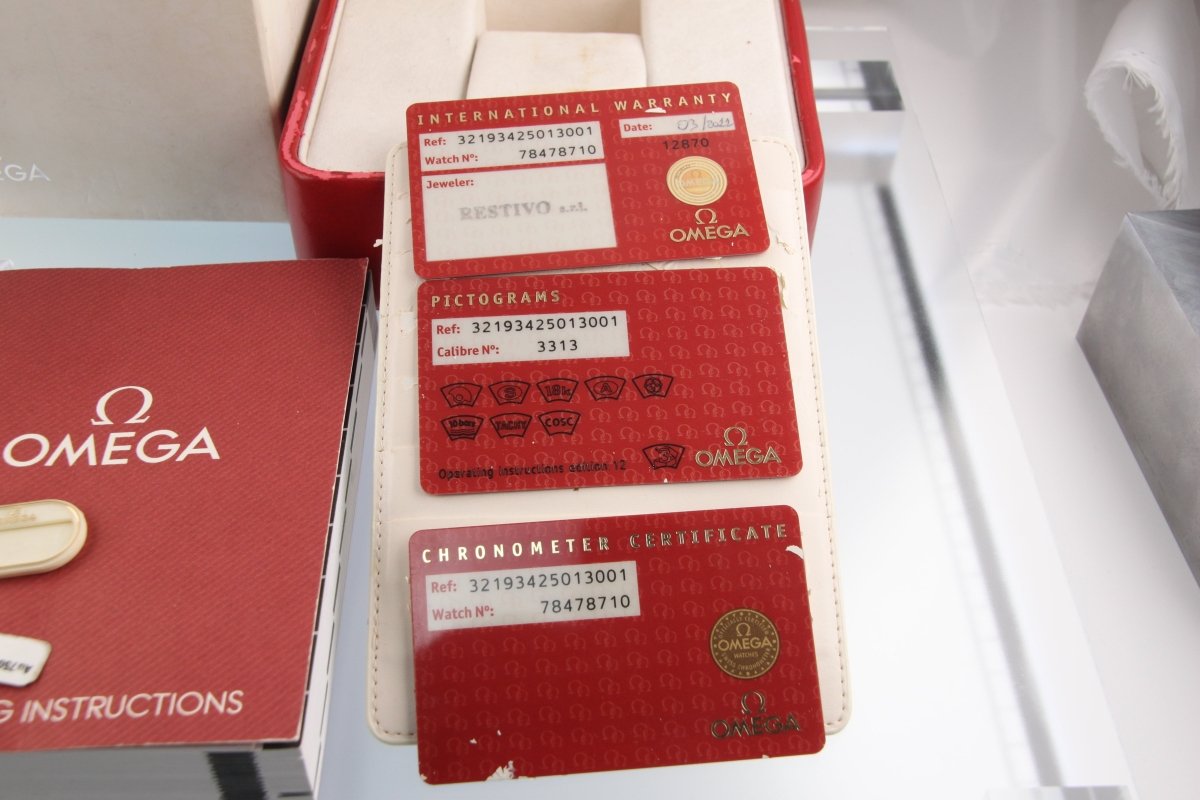 Used OMEGA Speedmaster Broad Arrow 1957 Rose Gold Bezel 321.93.42.50.13.001 Serviced - RYBrandshop