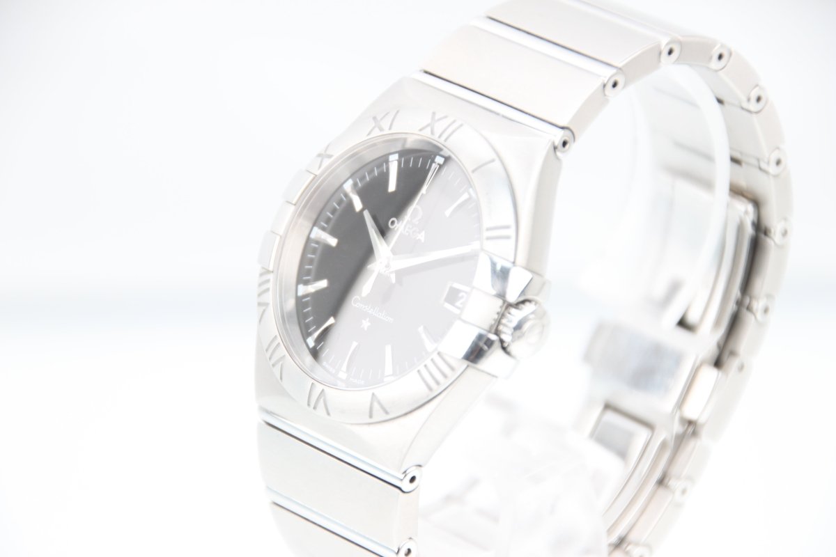 Used OMEGA Constellation 35mm Quartz Black Dial Steel 123.10.35.60.01.001 - RYBrandshop