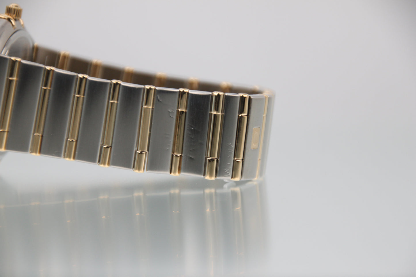 OMEGA Constellation 1212.30 White Dial YG/SS Quartz 35mm Image Position 8