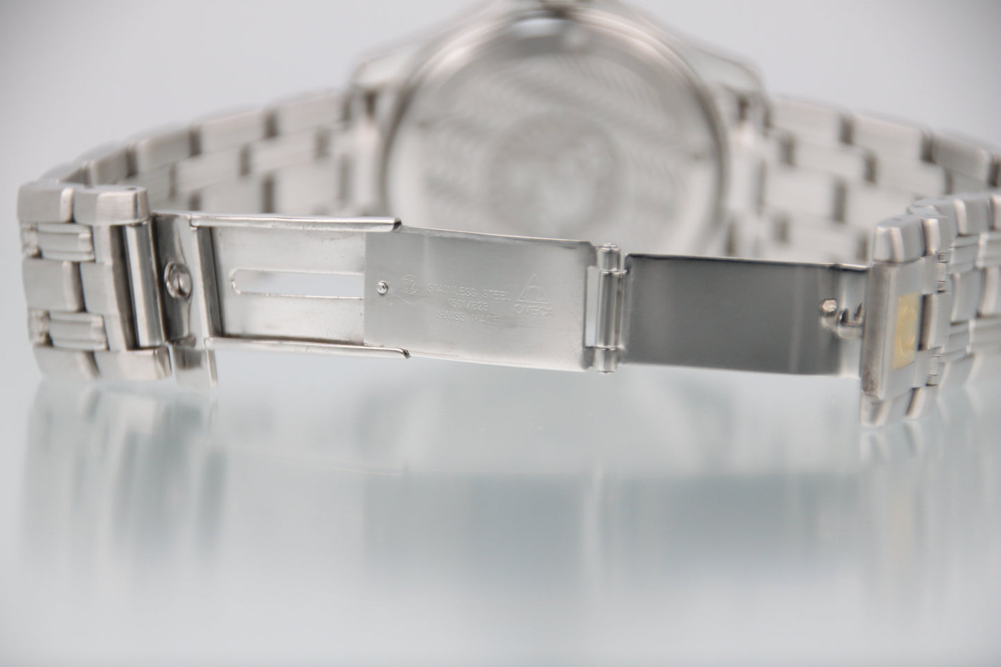 OMEGA Seamaster 200M Automatic White Dial 2514.30 Unisex Watch - Image 8