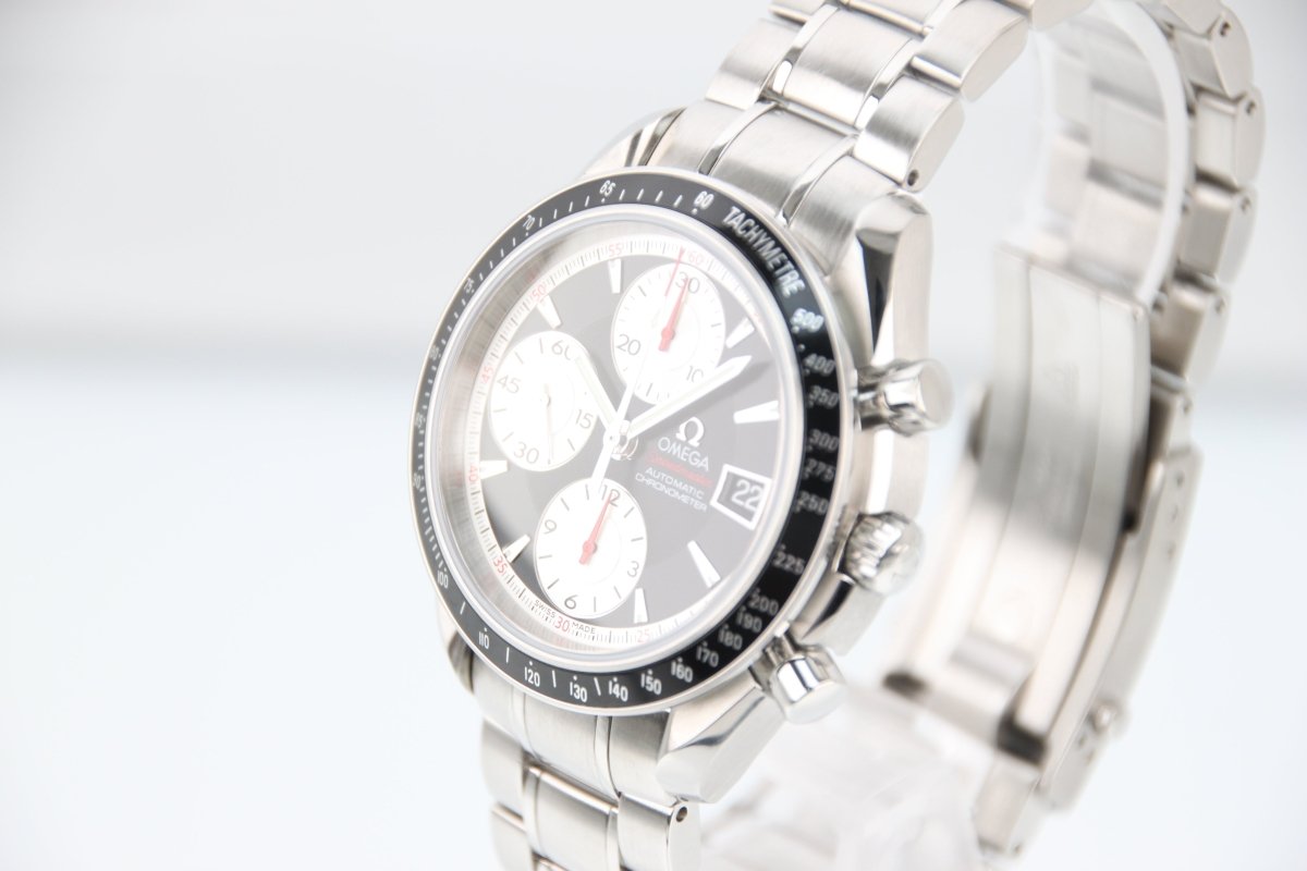 OMEGA Speedmaster Date Chronograph 40mm Black Dial 3210.51 - RYBrandshop