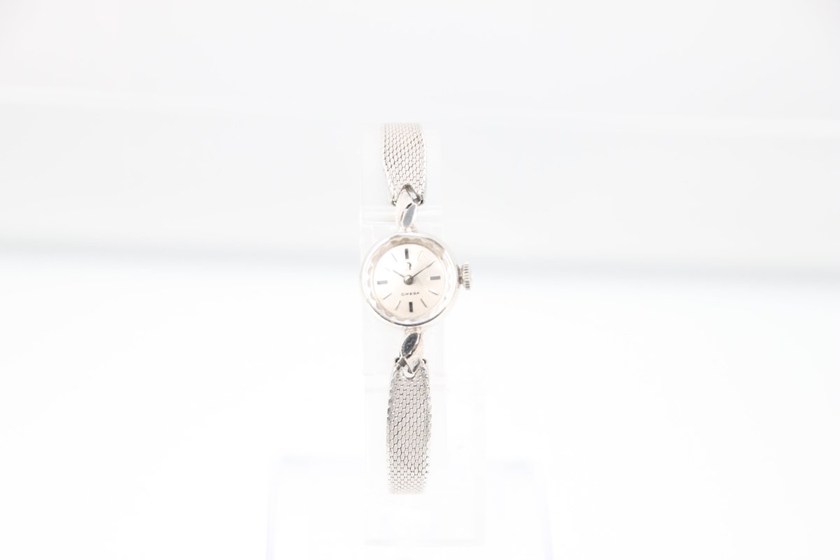 Used Omega Geneve Vintage 14K Solid White Gold Silver Dial Manual Ladies Watch - RYBrandshop