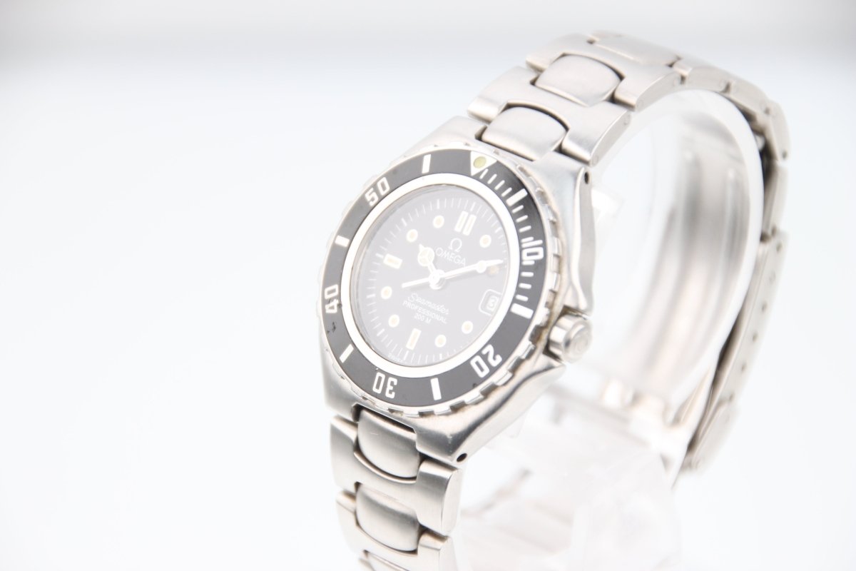 Used Omega Seamaster Professional Black Quartz Ladies Watch 796.1041 - RYBrandshop