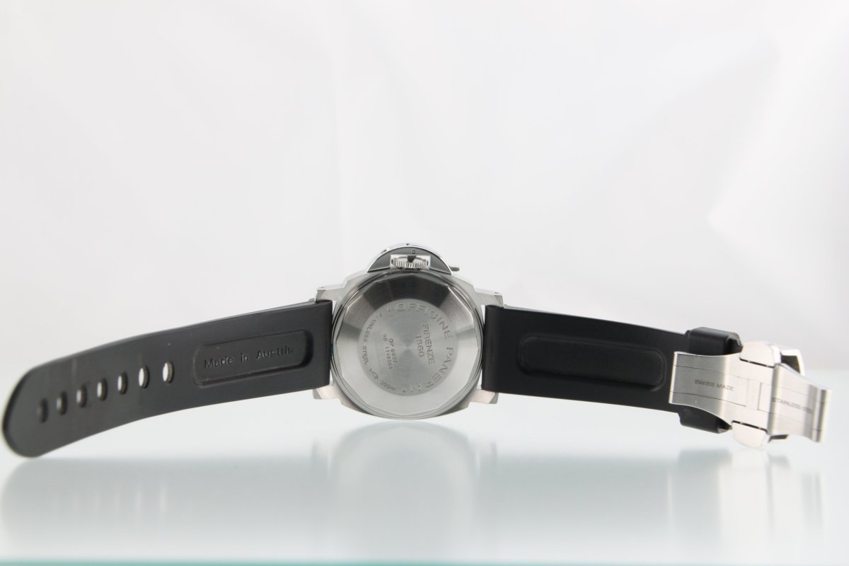 Used PANERAI Luminor Power Reserve 40mm PAM00125 Black Dial Automatic Rubber - RYBrandshop
