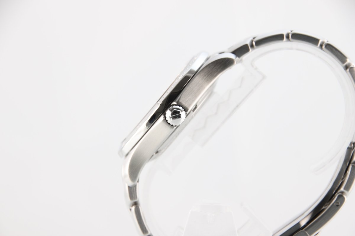 Used TAG Heuer Link Calibre Automatic Black Dial 38mm WJF211N Full Set - RYBrandshop