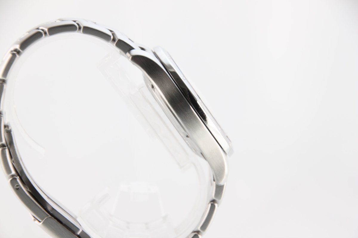 Used TAG Heuer Link Calibre Automatic Black Dial 38mm WJF211N Full Set - RYBrandshop