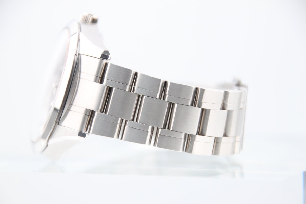 Used The CITIZEN AQ4100-57B High-Accuracy Eco-Drive Titanium Silver Dial w/B&P - RYBrandshop