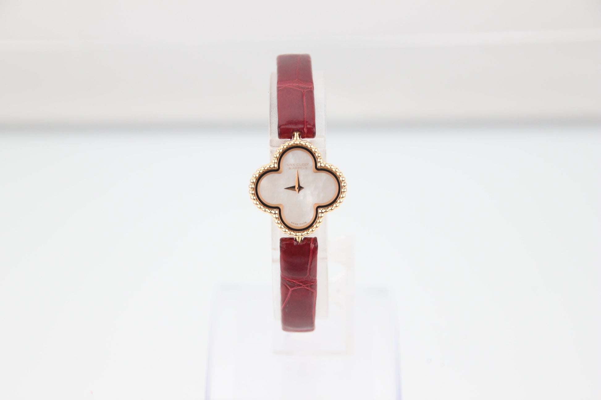 Van Cleef & Arpels Sweet Alhambra Watch 18K PG Shell Dial VCARO8SF00 - Image 12