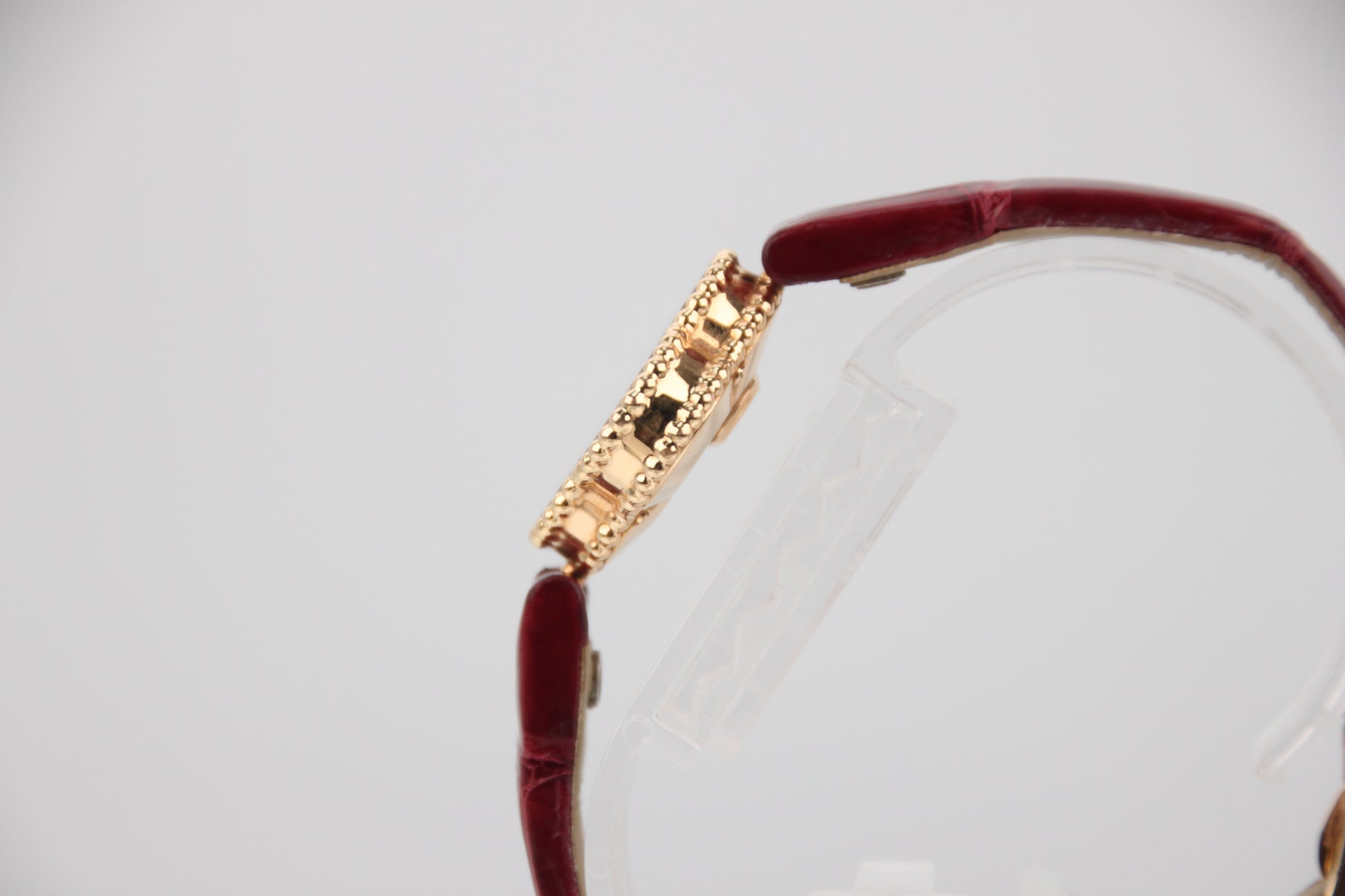 Van Cleef & Arpels Sweet Alhambra Watch 18K PG Shell Dial VCARO8SF00 - Image 3